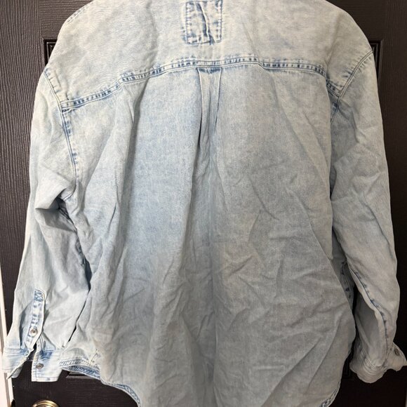 Womens American Eagle Denim Button Down Washed Blue White Medium - Picture 4 of 4